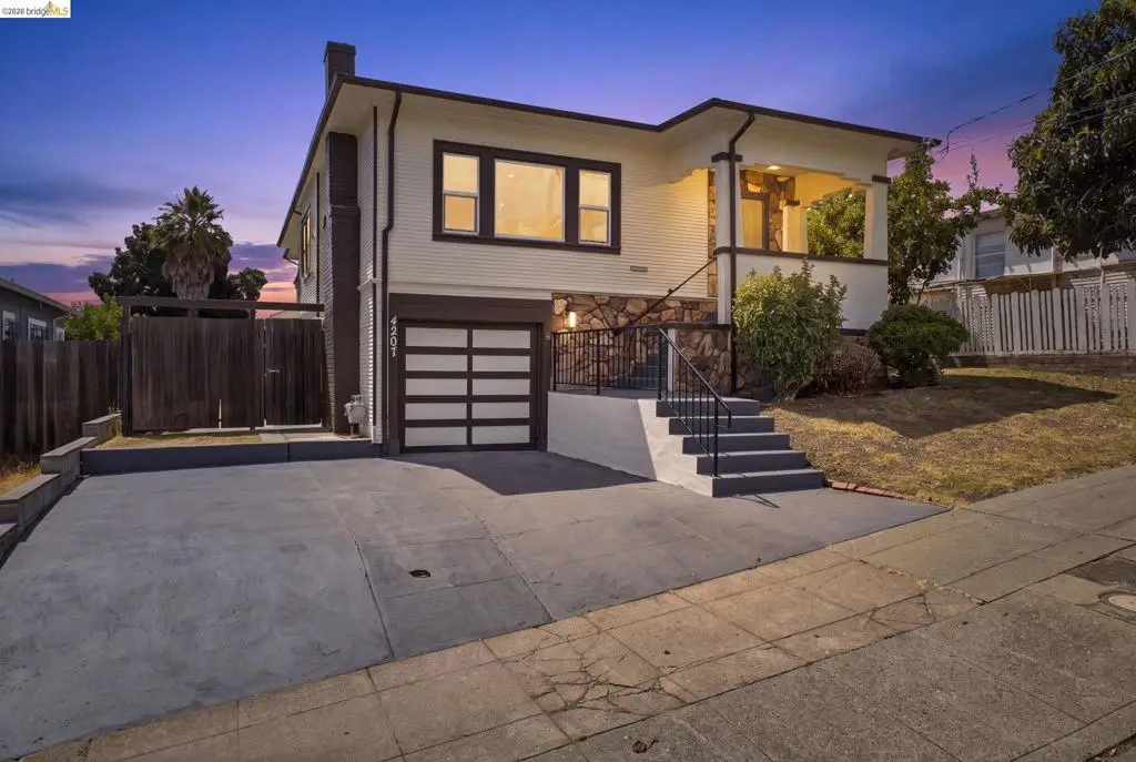 4207 Carrington St, Oakland, CA 94601 - #1