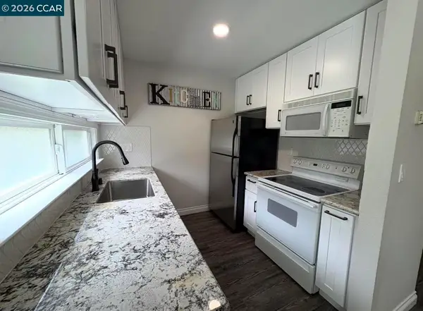 810 Oak Grove Rd #111, Concord, CA 94518