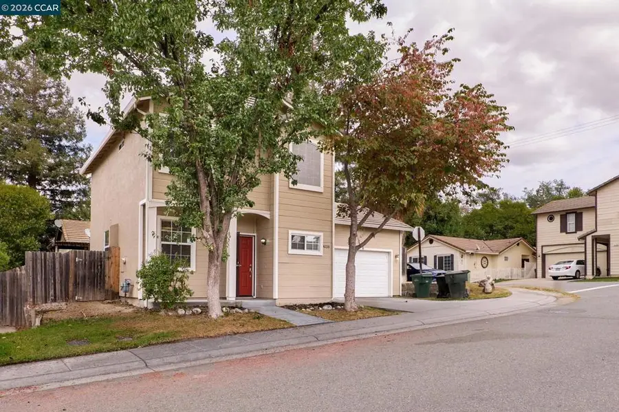4233 Shandwick Dr, Antelope, CA 95843 - #2