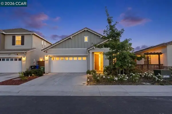 8300 Kevin Whiteley Dr, Elk Grove, CA 95757