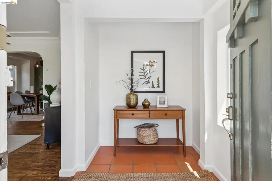 3936 Agua Vista St, Oakland, CA 94601 - #3