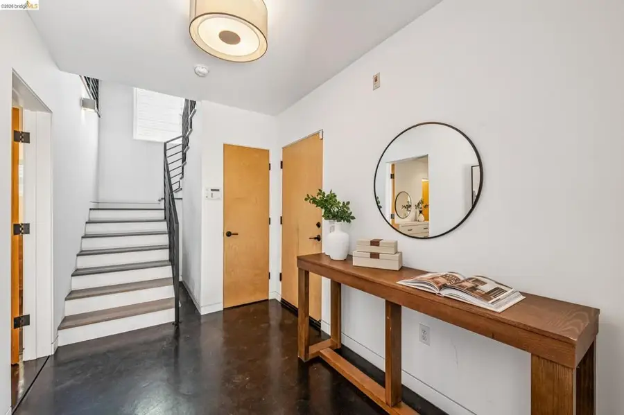 3235 B Louise St, Oakland, CA 94608 - #3