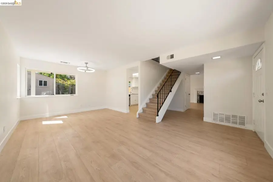 9339 Mira Del Rio Dr, Sacramento, CA 95827 - #3