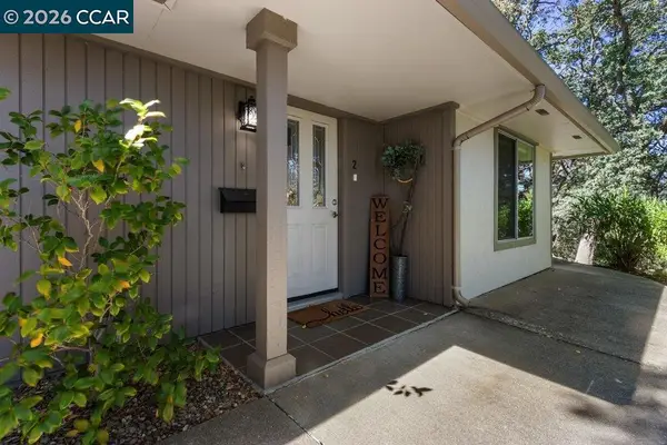 2877 Ptarmigan Dr #2, Walnut Creek, CA 94595