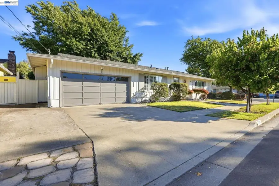 2394 Tahiti St, Hayward, CA 94545 - #3