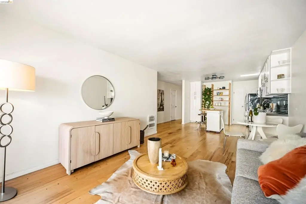 427 Lagunitas Ave #305, Oakland, CA 94610 - #1