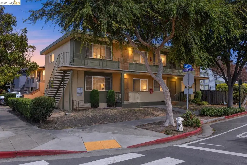 1298 63rd St, Emeryville, CA 94608 - #1