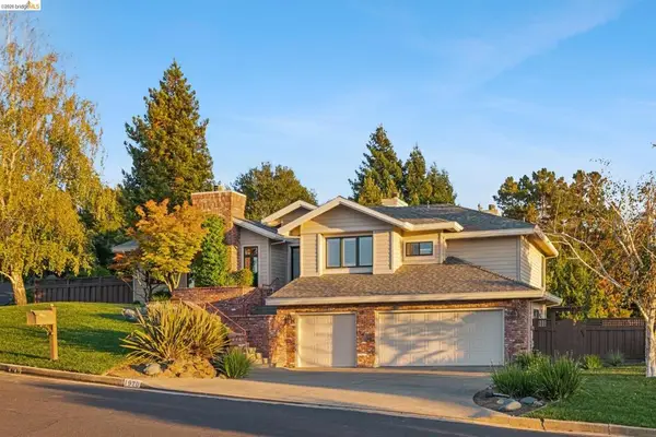 1920 Joseph Dr, Moraga, CA 94556