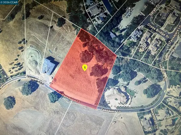 2450 Tassajara Ln, Danville, CA 94526