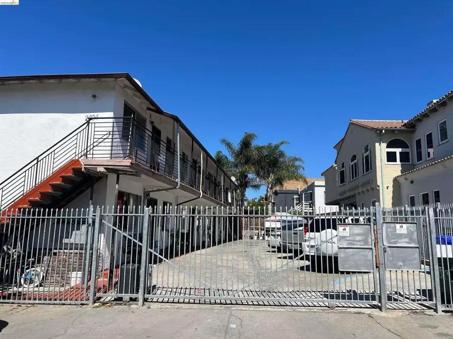 2334 E 15th Street, Oakland, CA 94601 - #2