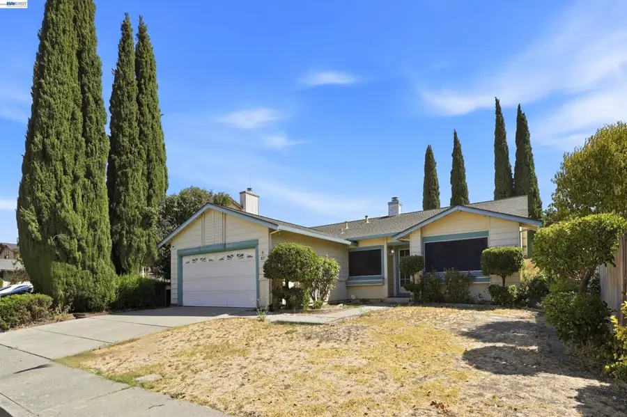 827 Yosemite Way, Suisun City, CA 94585 - #3