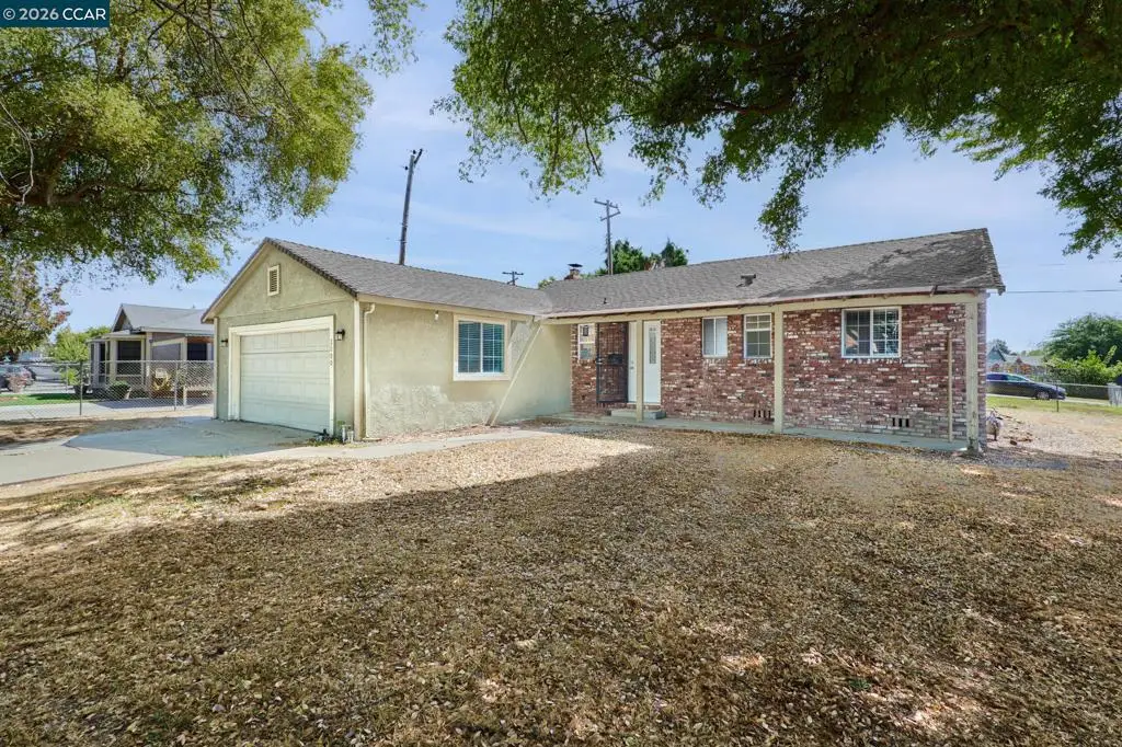 2000 Matson Dr, Sacramento, CA 95822 - #1
