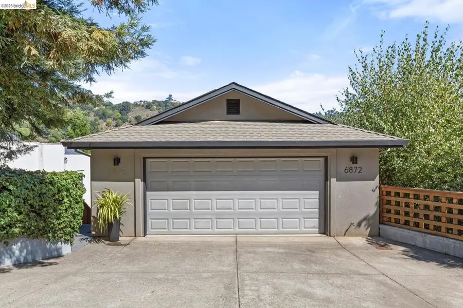 6872 Sherwick Dr, Berkeley, CA 94705 - #2