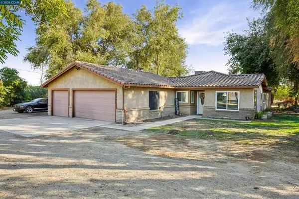 2279 Cozy Ct, Tracy, CA 95304