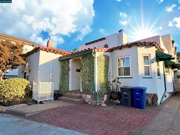 477 W 10th St, Pittsburg, CA 94565