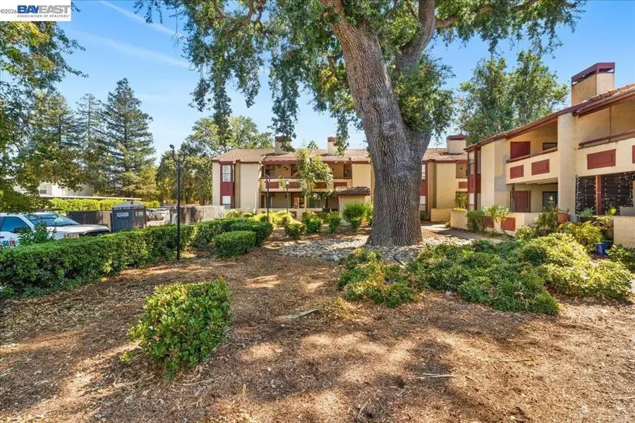 1391 Monument Blvd #18, Concord, CA 94520 - #2