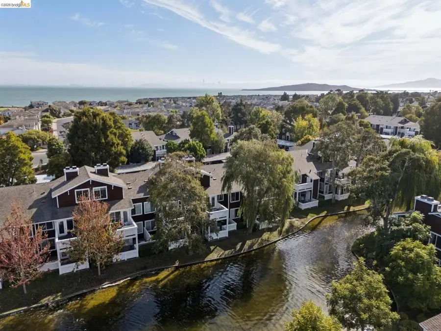 11 Bayside Ct, Richmond, CA 94804 - #2