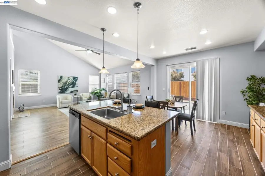 257 Orchid Lane, Patterson, CA 95363 - #3