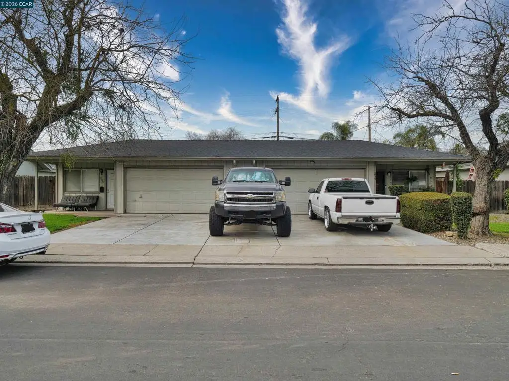 211 Kingston Lane, Modesto, CA 95354 - #1