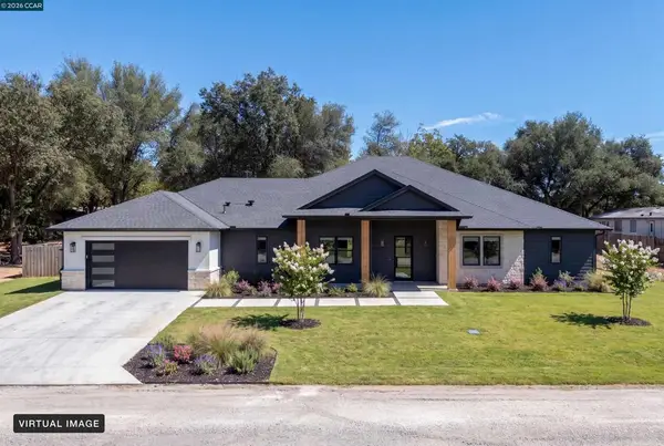 3431 Clayton Ln, Loomis, CA 95650