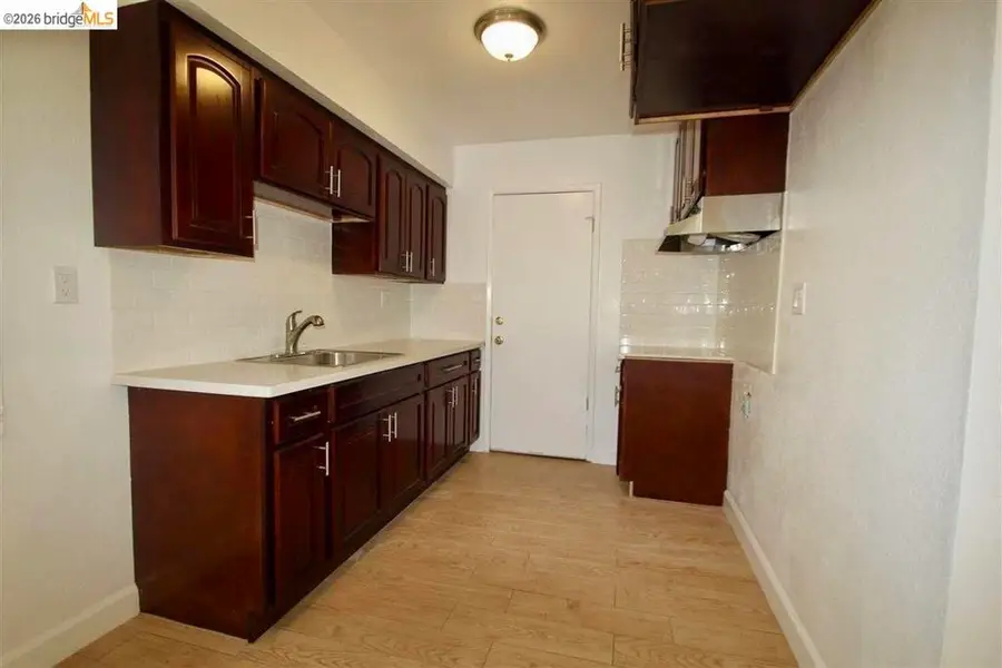 2120 E 22nd St, Oakland, CA 94606 - #3