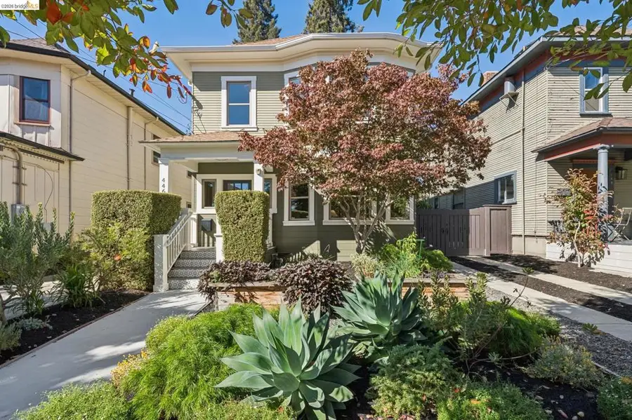 446 65th St, Oakland, CA 94609 - #2