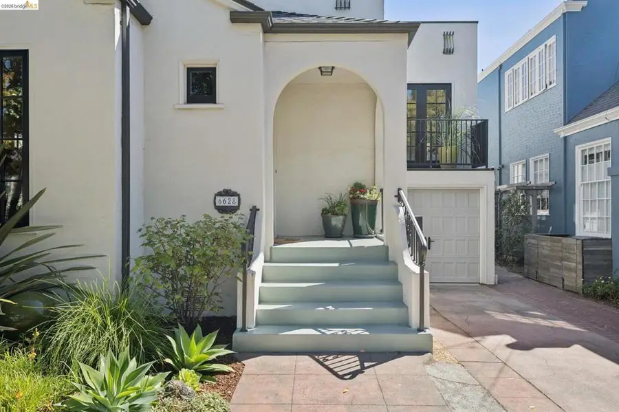 6628 Chabot Rd, Oakland, CA 94618 - #3