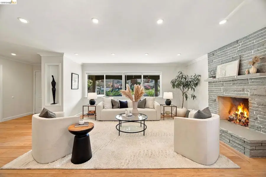 866 Alma Place, Oakland, CA 94610 - #2