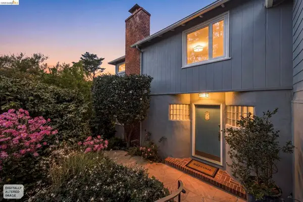 2556 Carisbrook Dr, Oakland, CA 94611