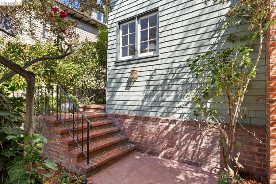 2833 Regent St, Berkeley, CA 94705 - #3