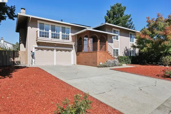 3247 Round Hill Drive, Hayward, CA 94542