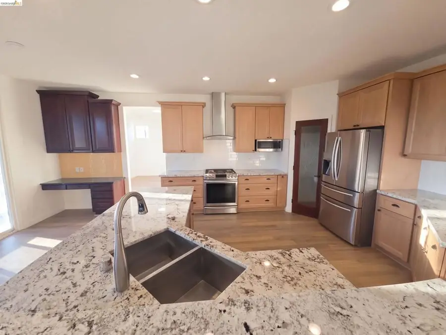 2328 Forty Niner Ct, Antioch, CA 94531 - #2