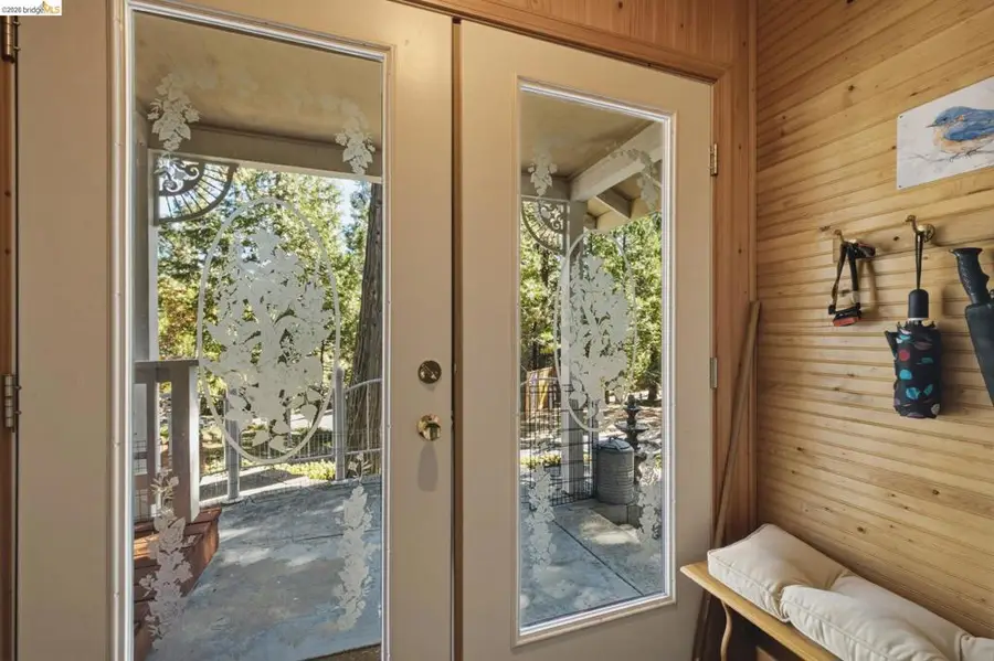 22422 Conte Ct, Mi Wuk Village, CA 95346 - #3