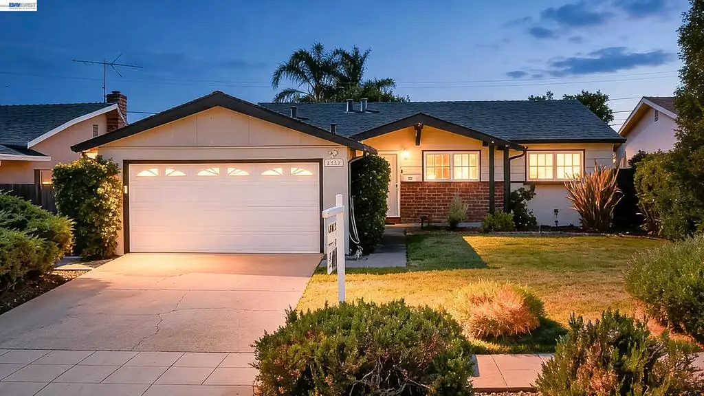 25825 Belhaven St, Hayward, CA 94545 - #1