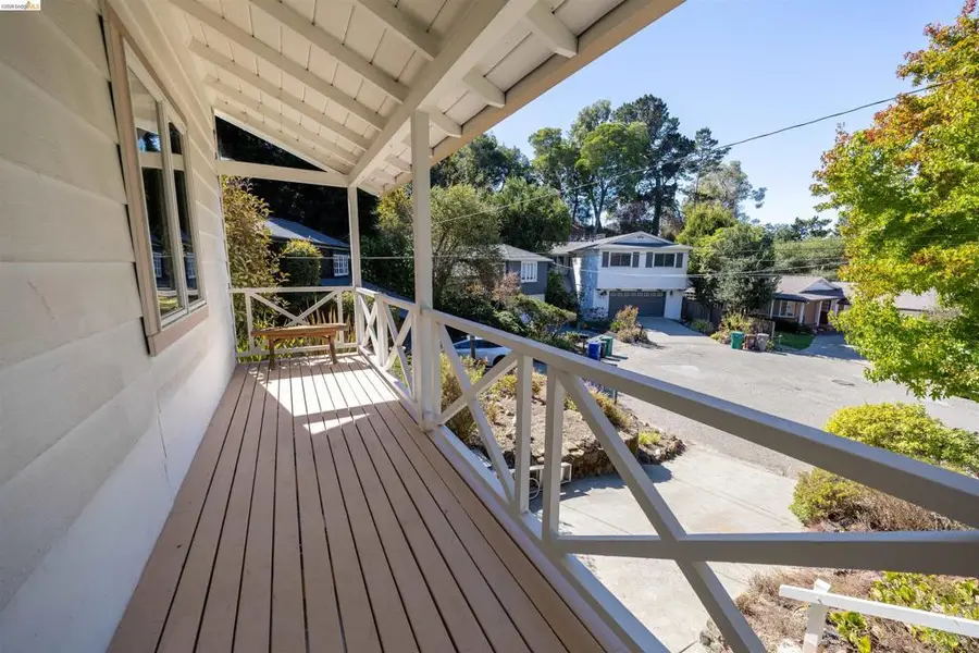 40 Harbord Ct, Oakland, CA 94618 - #3