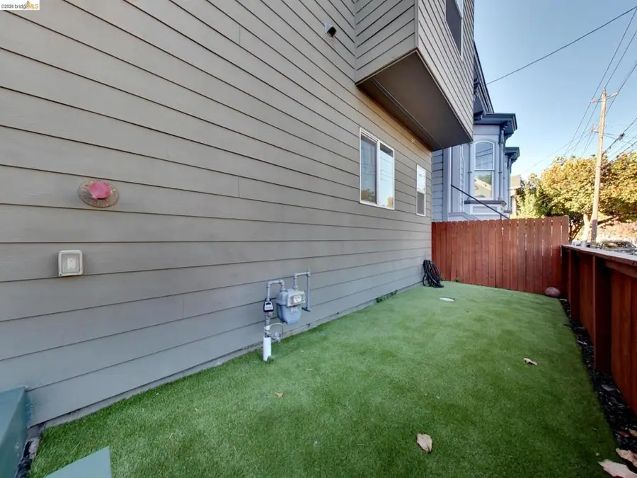 1009 Wood, Oakland, CA 94607 - #3