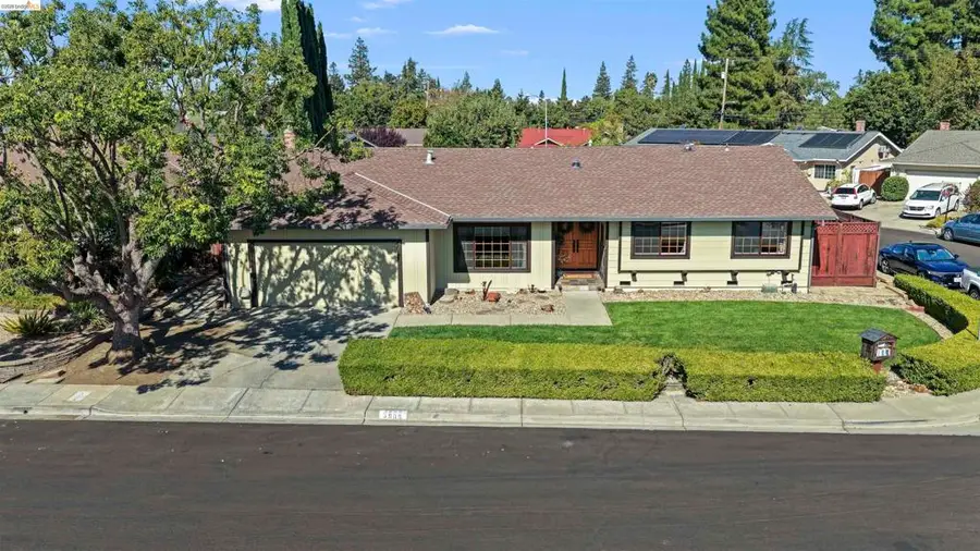 3909 Boatwright Dr, Concord, CA 94519 - #2