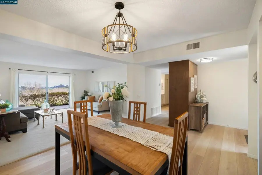 1348 Rockledge Ln #4, Walnut Creek, CA 94595 - #3