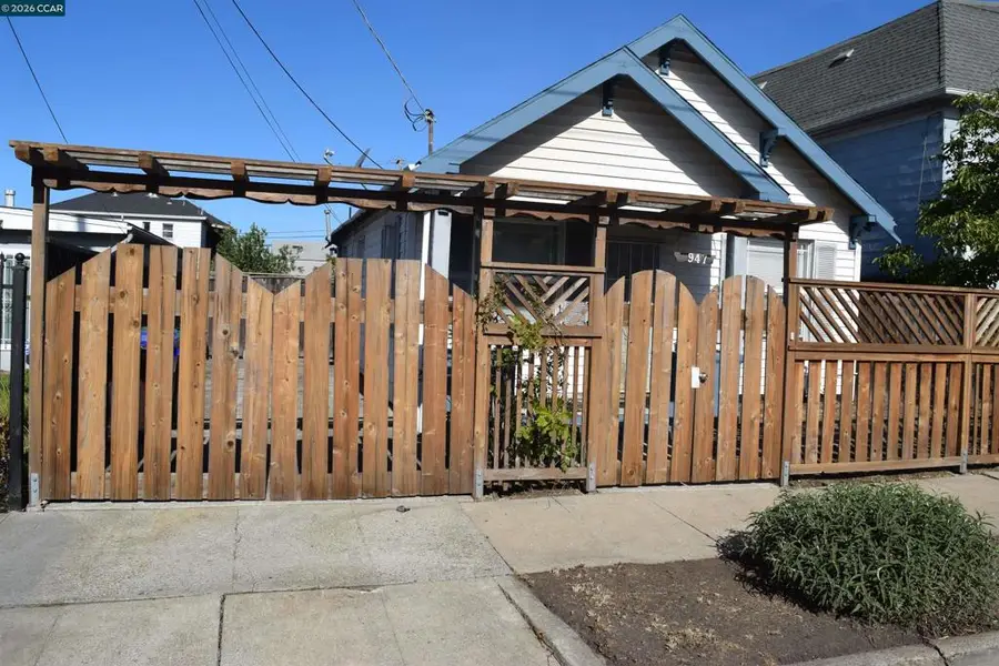 947 8th St, Richmond, CA 94801 - #2