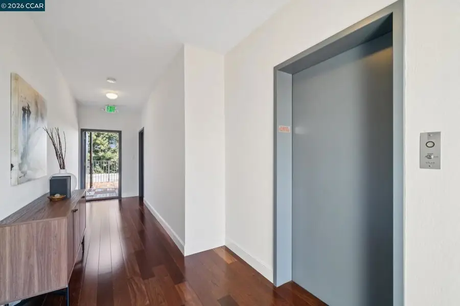 424 Orange St #401, Oakland, CA 94610 - #2
