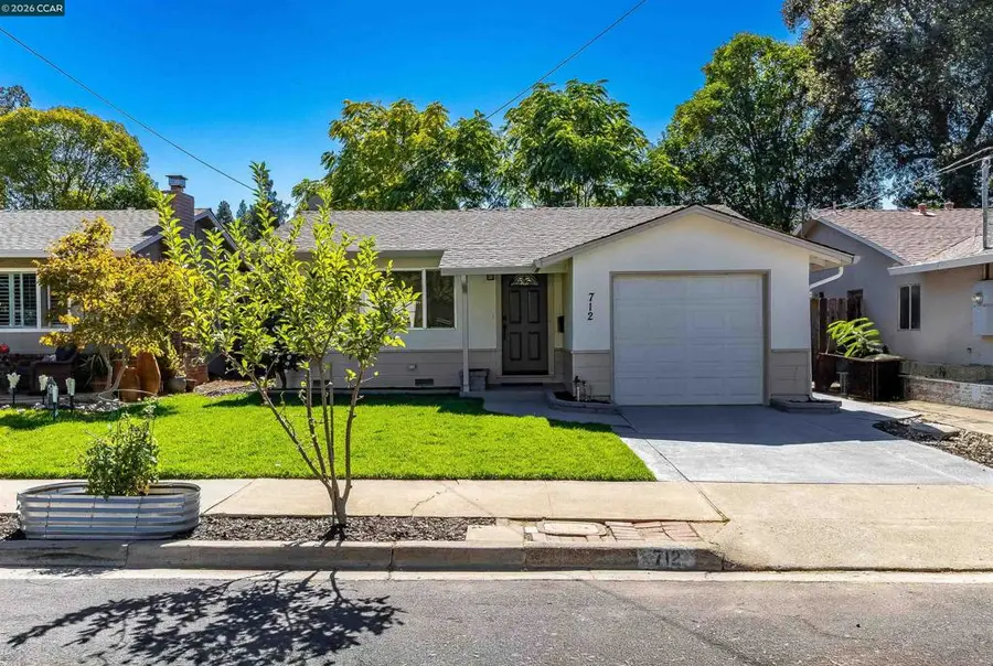 712 Teresa St, Martinez, CA 94553 - #2