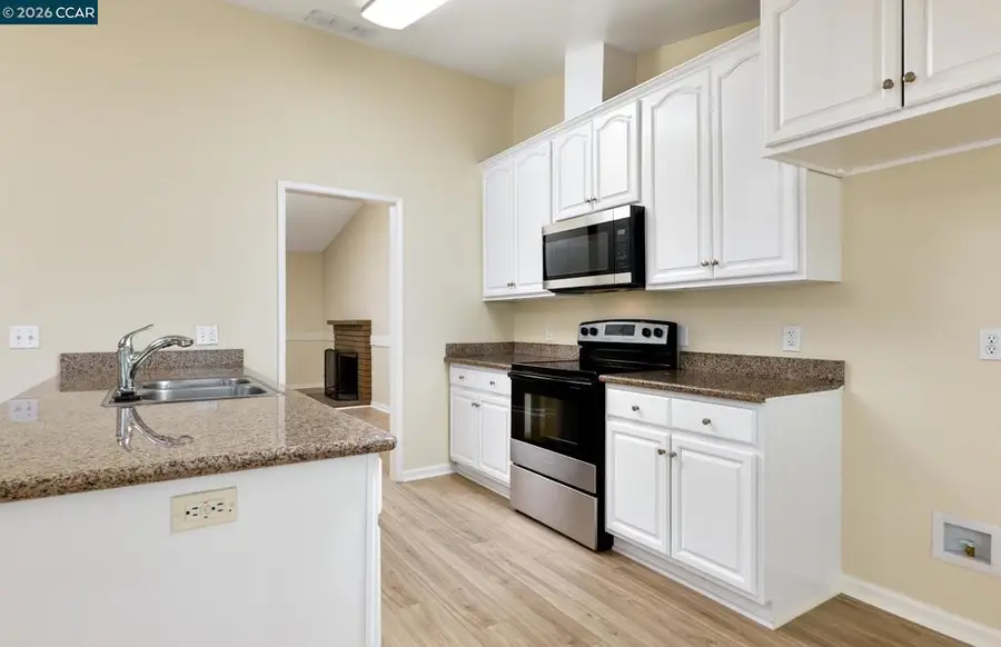 569 E Wigeon Way, Suisun City, CA 94585 - #3