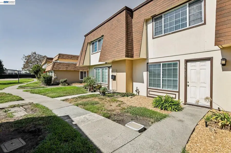 27827 Hummingbird Ct, Hayward, CA 94545 - #2