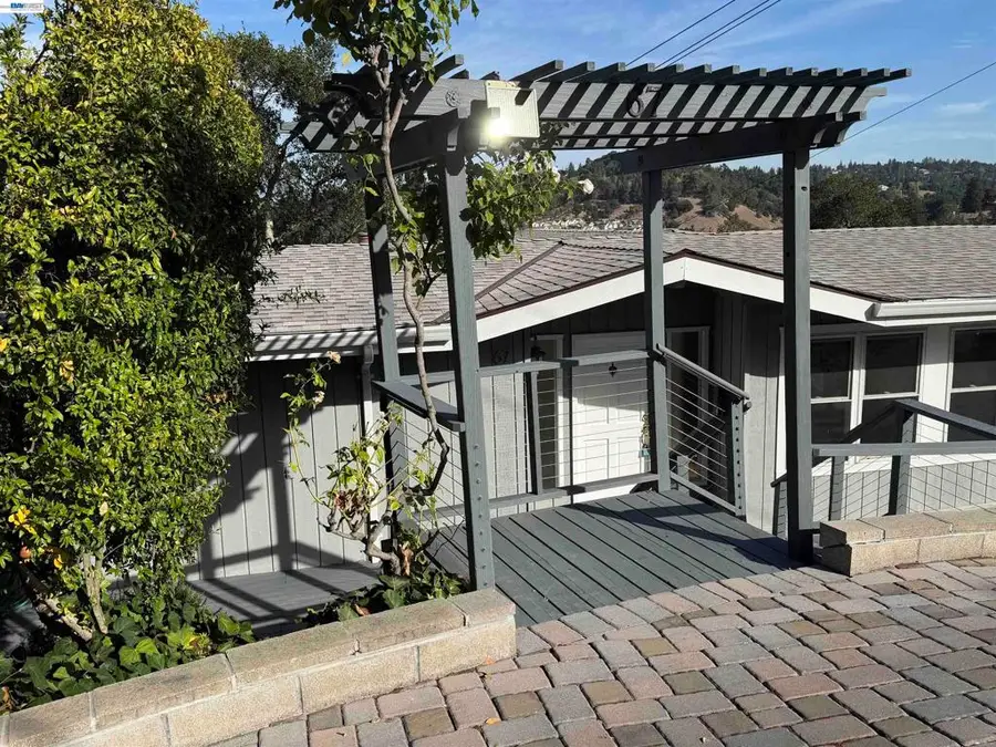 67 Barbara Rd, Orinda, CA 94563 - #3