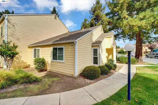 2714 Harvest Ln, Antioch, CA 94531