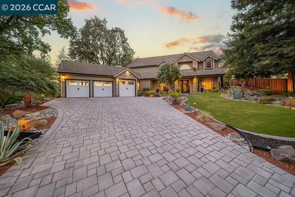 101 Amigo Ln, Walnut Creek, CA 94596