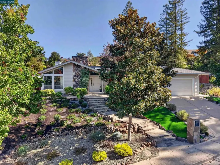 216 Sandringham Dr, Moraga, CA 94556 - #2