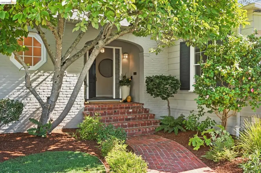 1908 Melvin Rd, Oakland, CA 94602 - #3