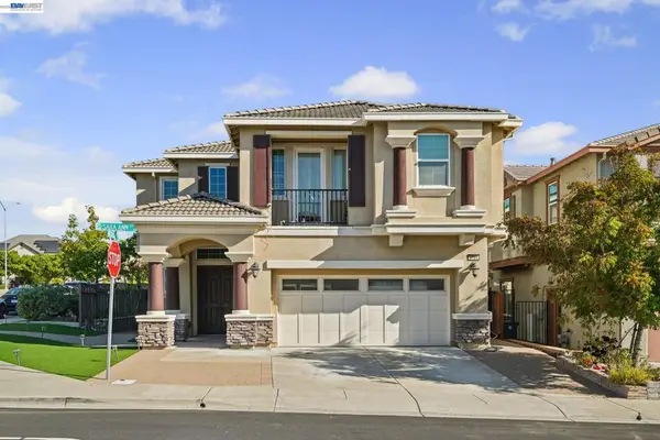 9701 Sara Ann Ct, Dublin, CA 94568