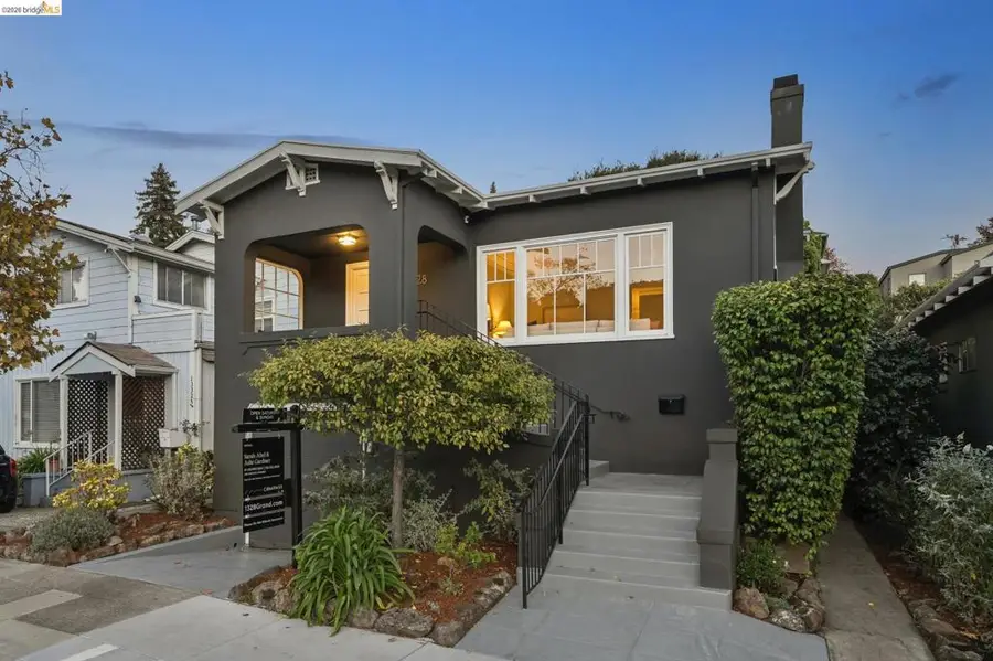 1328 Grand Avenue, Piedmont, CA 94610 - #2